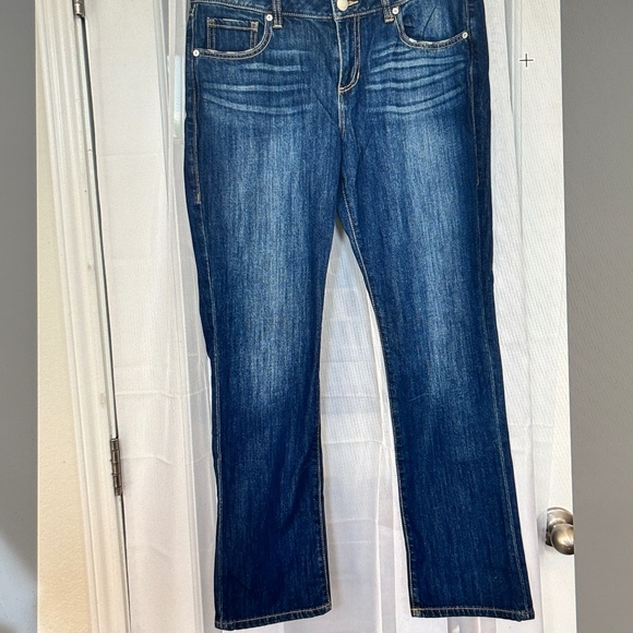 CAbi - The Straight Jeans - Picture 8 of 8